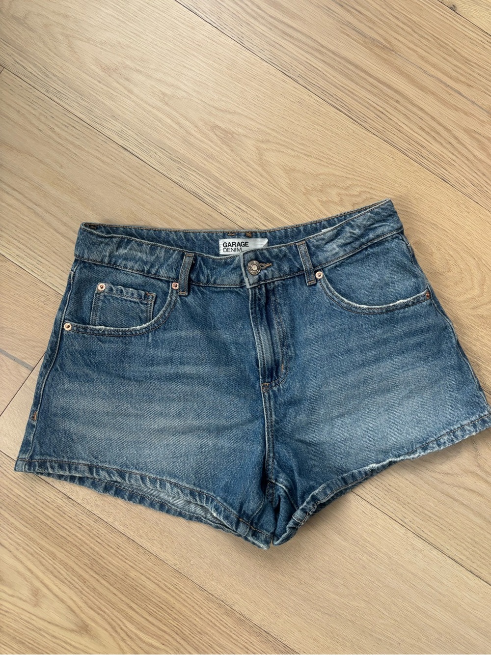 Garage Medium Wash Denim Jean Shorts